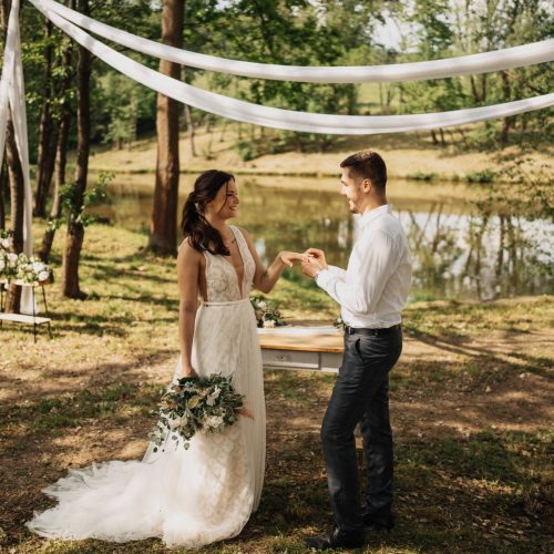 Obřadní místo u rybníka Řekněte si své "ano" u rybníčku